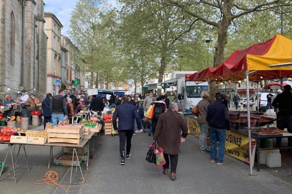 T2 Les Arcades Lägenhet Valence  Exteriör bild