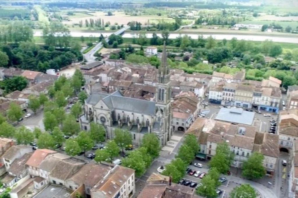 T2 Les Arcades Lägenhet Valence  Exteriör bild